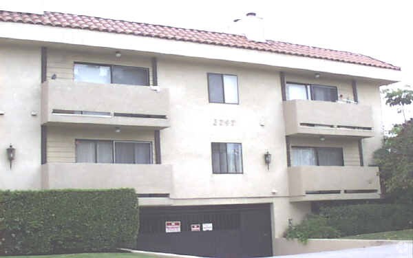 Foto del edificio - 3747 Kelton Ave