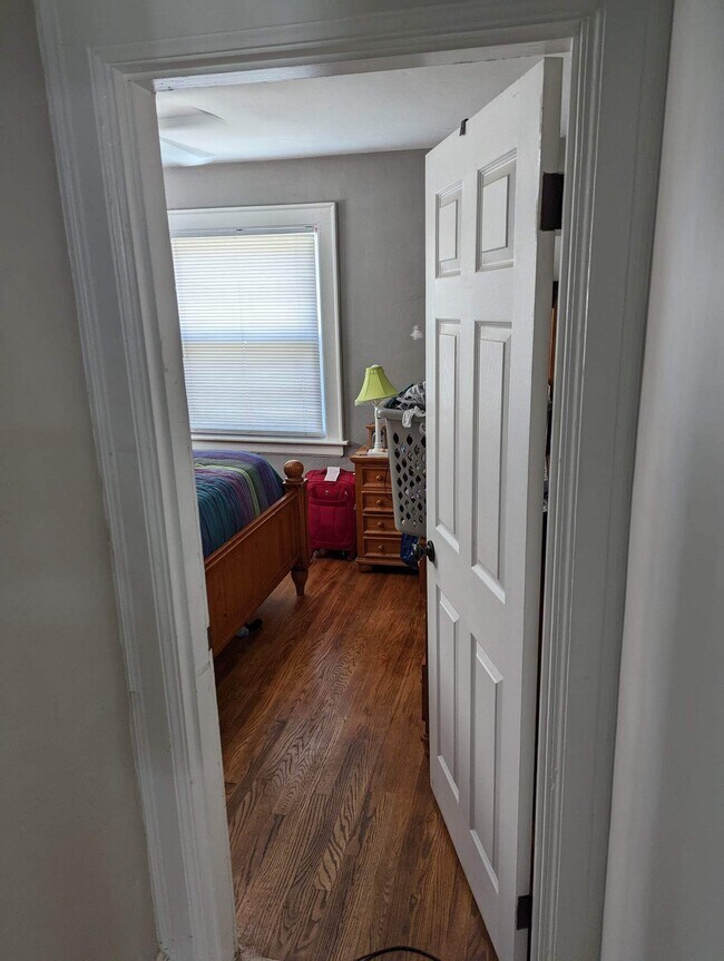 2nd bedroom downstairs - 211 Sandpiper Dr