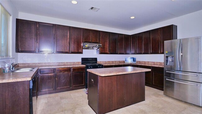 Building Photo - 15314 Grand Sage Dr
