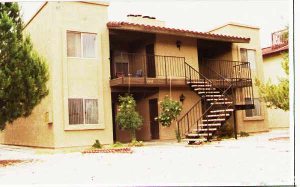 Building Photo - Charleston Heights