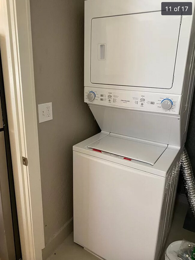 Foto del edificio - 334 E 26th Ave