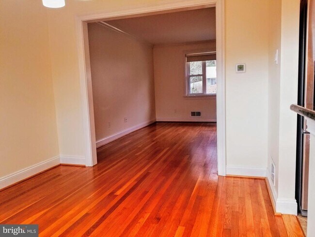 Foto del edificio - 4900 Stickley Rd