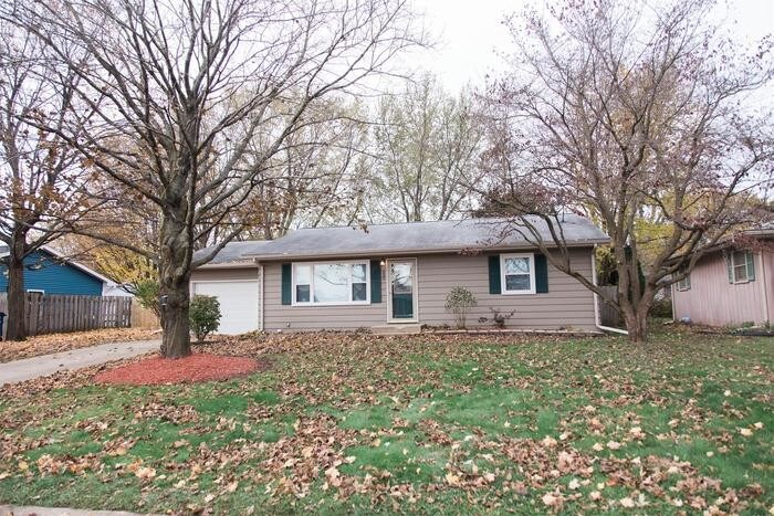 Foto principal - 206 Greenwood Dr