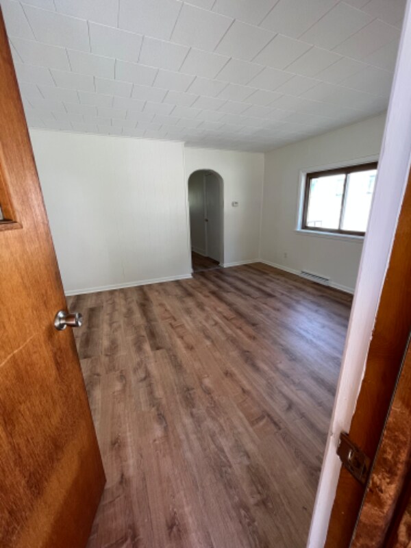 Building Photo - 54 Zeller St