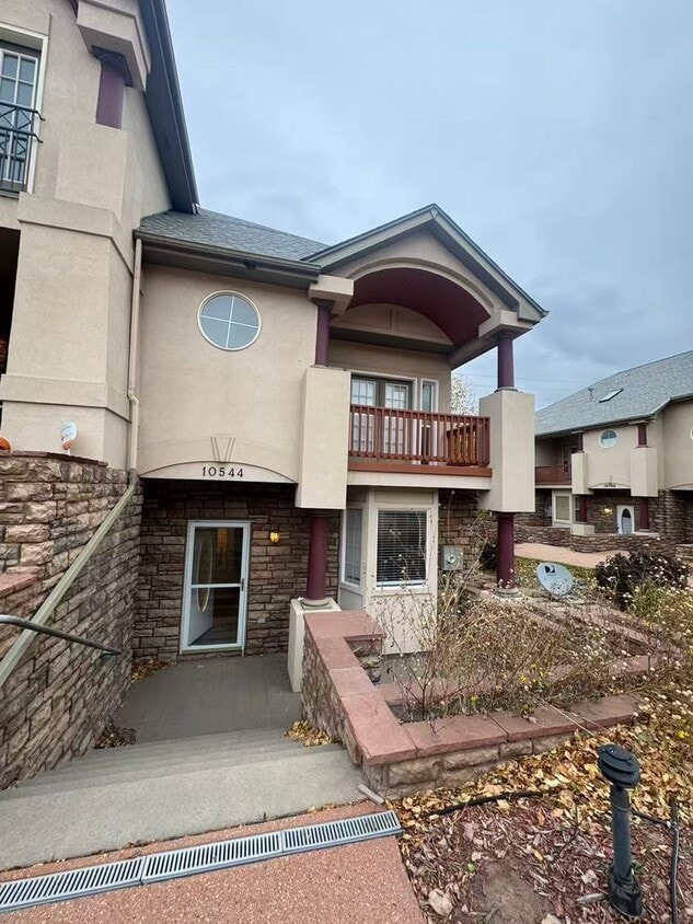 Foto principal - ---REMODEL---comfort Condo for Rent in Aurora