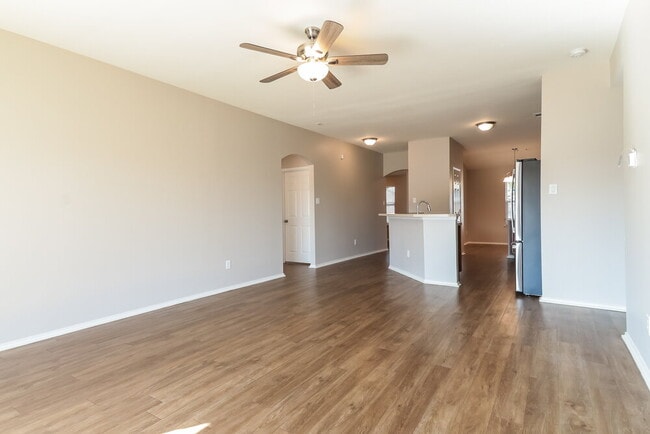 Building Photo - 131 Freedom Trl