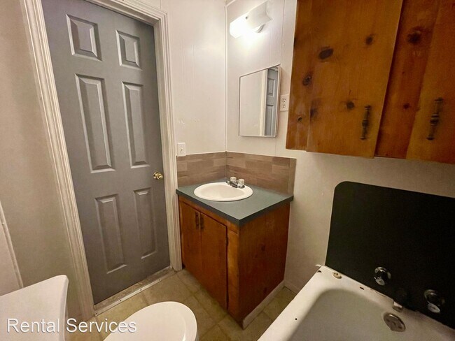 Building Photo - 2 br, 1 bath House - 485 Old Hwy 90 W Unit 30