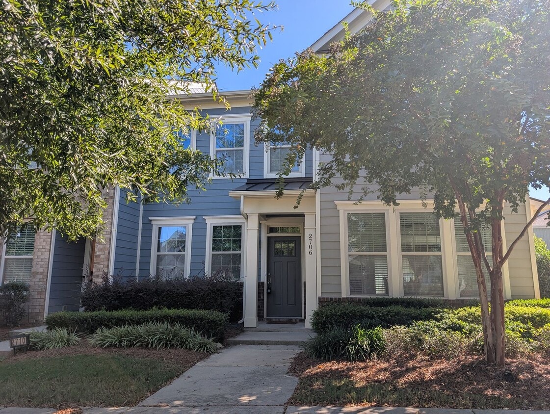 Foto principal - Beautiful Townhome located in Brightwalk!