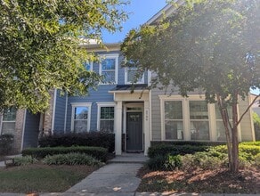 Building Photo - 2706 Tranquil Oak Pl