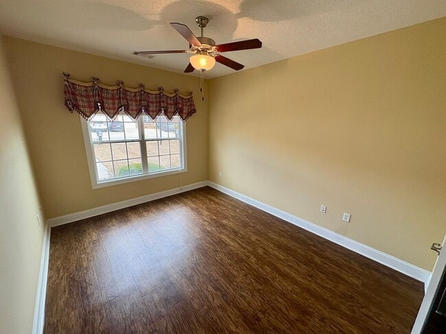 Building Photo - 113 Ledbury Cove