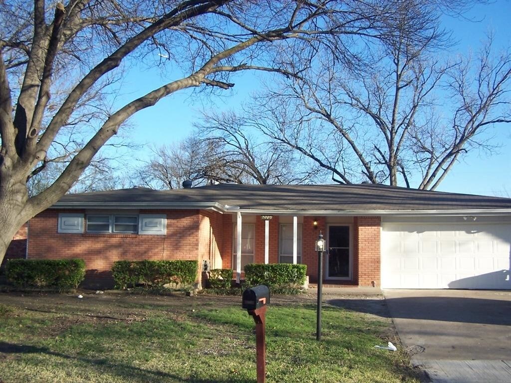 Foto principal - 2008 Bradford Dr