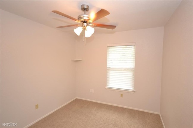Building Photo - 3 br, 2 bath House - 12109 Mill Holw