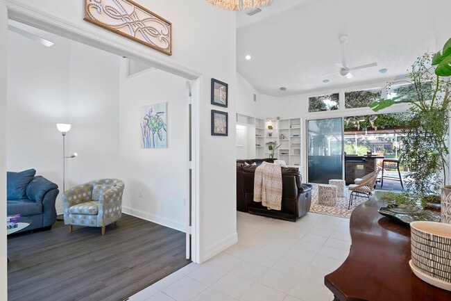 Foto del edificio - 13 Cleveland Ct