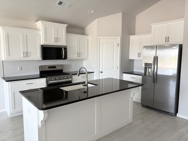 Foto del edificio - 9306 N 114th E Ave