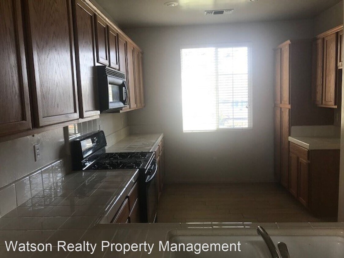 Foto del edificio - 2 br, 2 bath House - 207 Bloomfield Dr