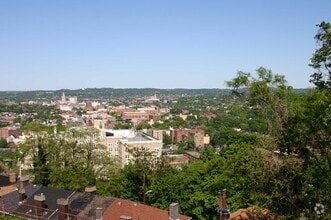 Building Photo - 3408 Iowa St