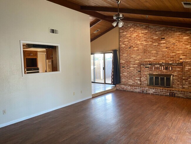 Foto del edificio - 3710 W Sunnyside Ct