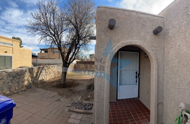 Foto del edificio - 2 bed, 2 bath townhome