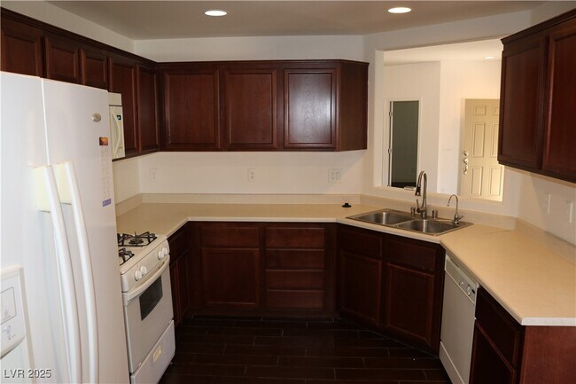 Foto del edificio - 4236 Thomas Patrick Ave