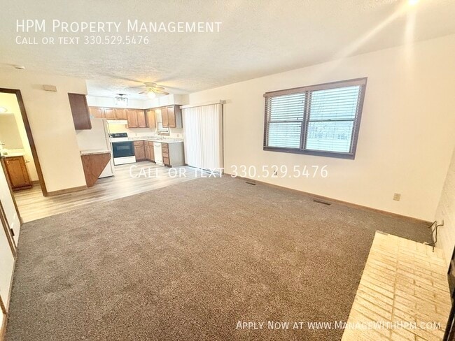 Foto del edificio - 5945 Frank Ave NW