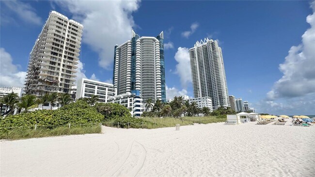 Foto del edificio - 6061 Collins Ave