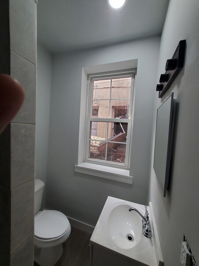 Foto del edificio - 709 N Carrollton Ave