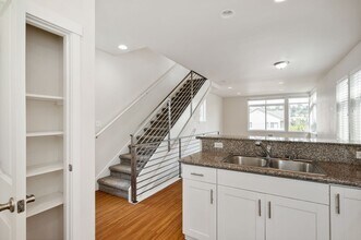 Building Photo - 3027 21st Ave W
