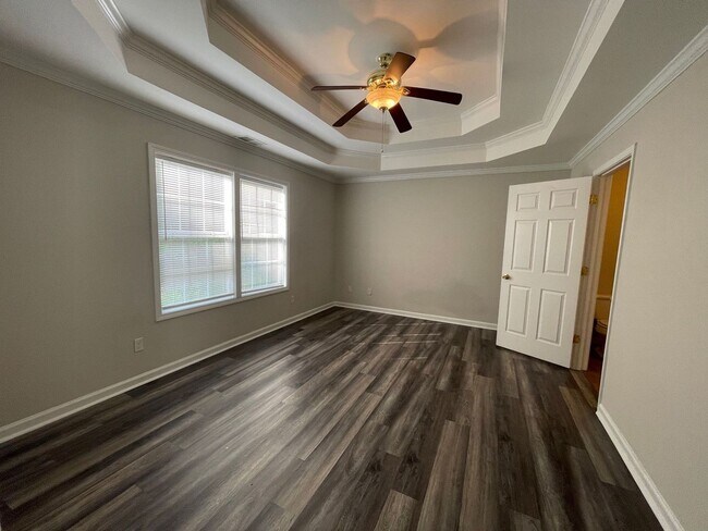 Building Photo - PRE-LEASING FOR AUGUST 2026!