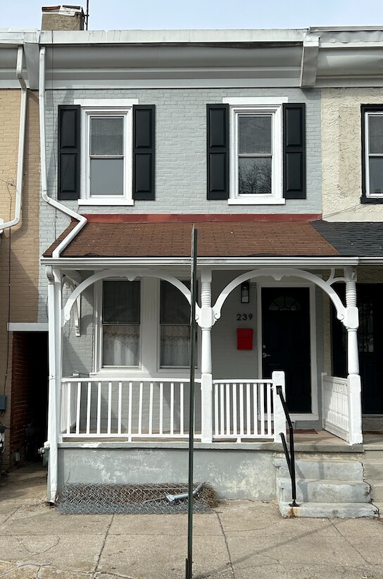 Primary Photo - 239 W Washington St