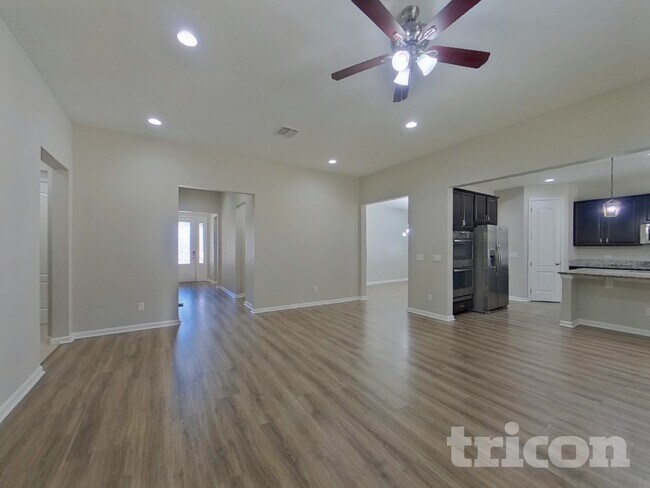 Foto del edificio - 3525 Chandler Estates Dr