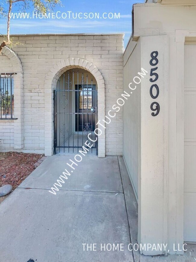 Foto del edificio - 8509 E Beverly St