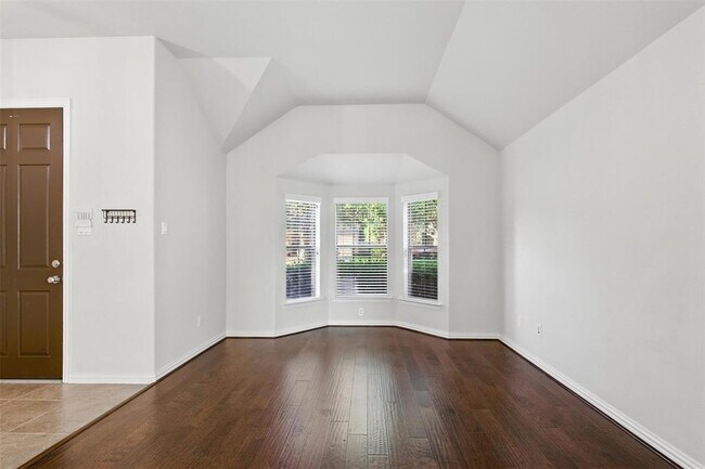 Foto del edificio - 7019 Dewberry Shores Ln