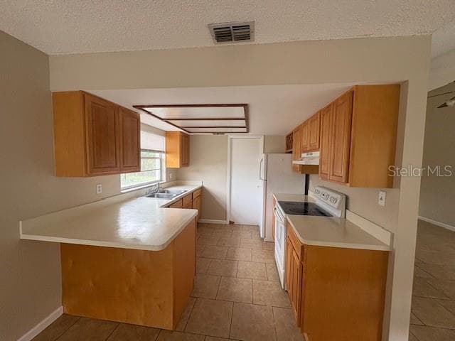 Building Photo - 748 Zella Ln