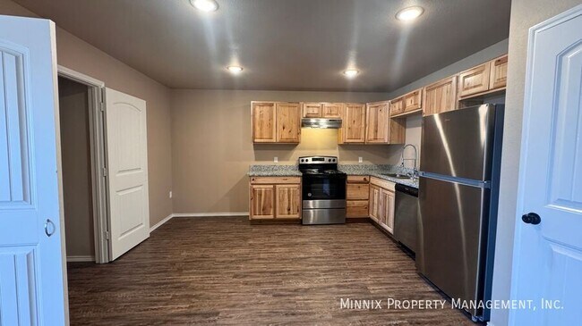 Foto del edificio - 2610 N. Ave. P-