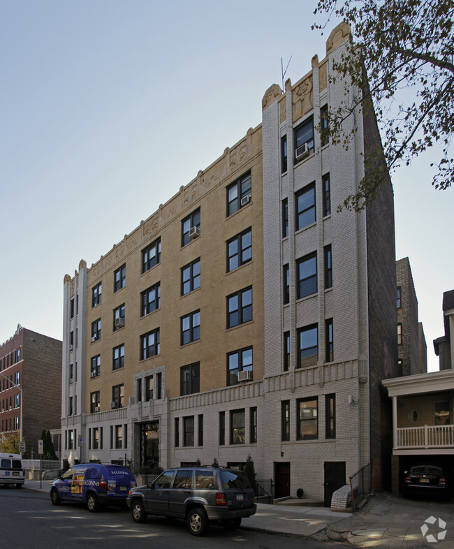 Foto del edificio - 333 Fairmount Ave