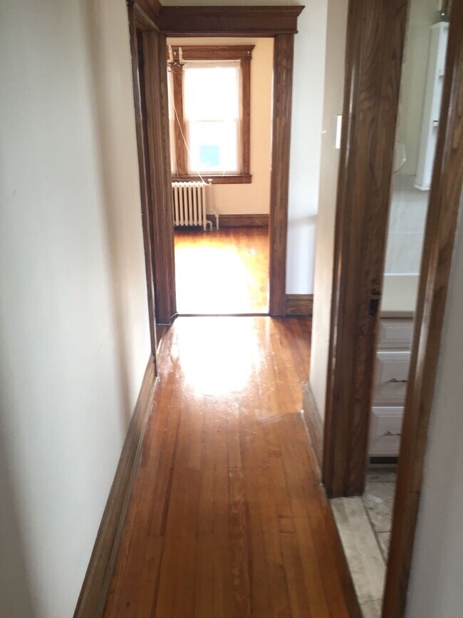Foto del edificio - 7609 Smith Ave