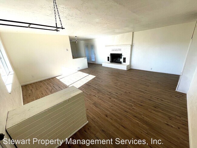 Foto del edificio - 3 br, 1 bath House - 421 Lytton Street