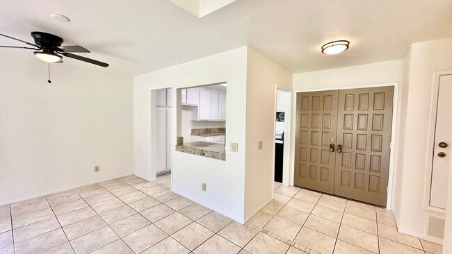 Building Photo - Sweet Walk-up, Ground Level Condo Unit in ...