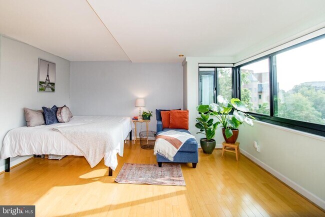 Foto del edificio - 1601 18th St NW