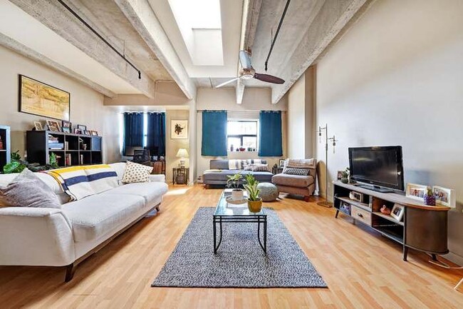 Photo du bâtiment - 615 Belmont St