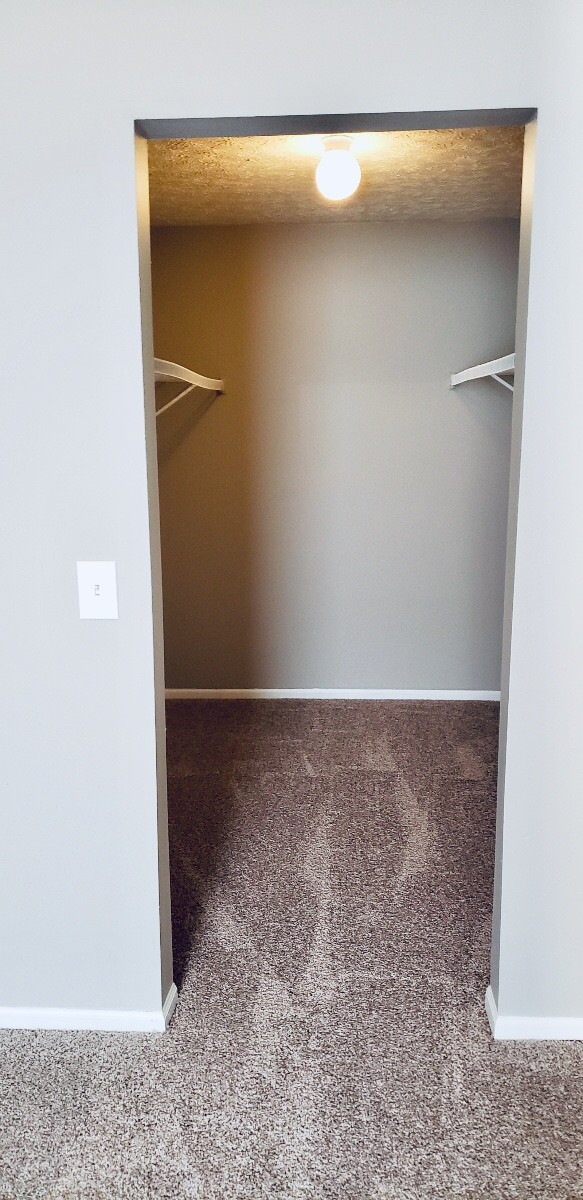 2 bedroom garden closet - Rocky Creek Apartments