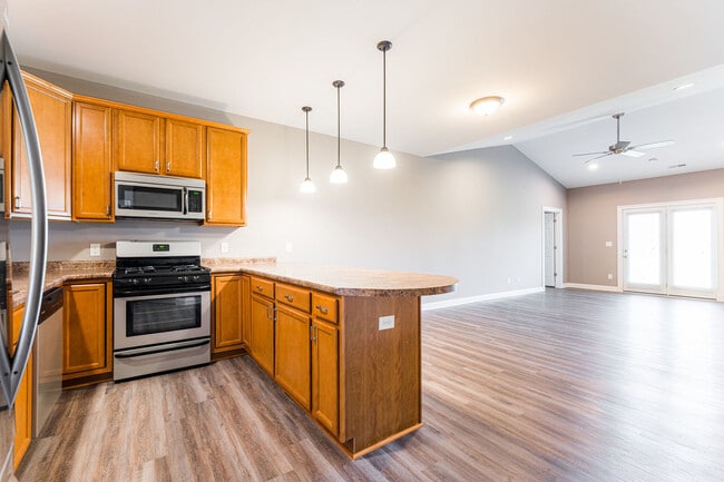 Building Photo - 2368 Concord Dr