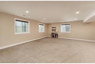 Foto del edificio - 2924 Golden Acres Dr