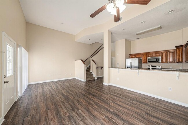 Building Photo - 9519 Citrus Glen Pl