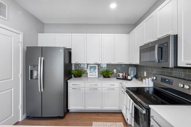 Foto del edificio - Bainbridge Creekside