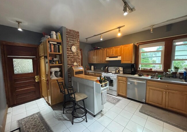 Foto del edificio - 167 Allston St