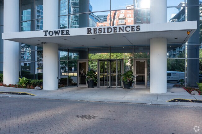 Entrada - Tower Point