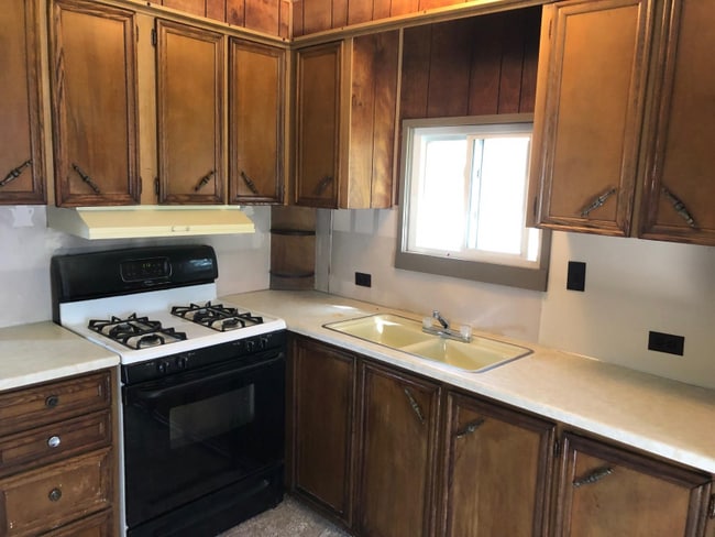 Building Photo - 1145 Hendersonville Rd