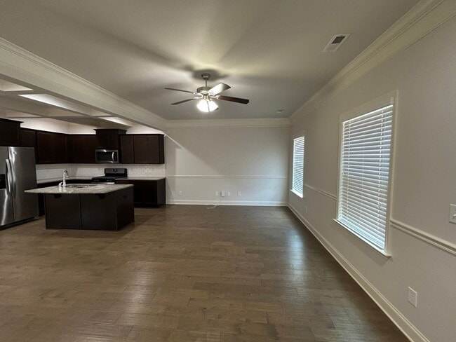 Building Photo - 6016 Barringer Ct