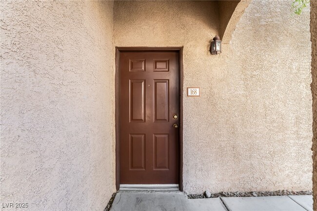 Foto del edificio - 9580 W Reno Ave
